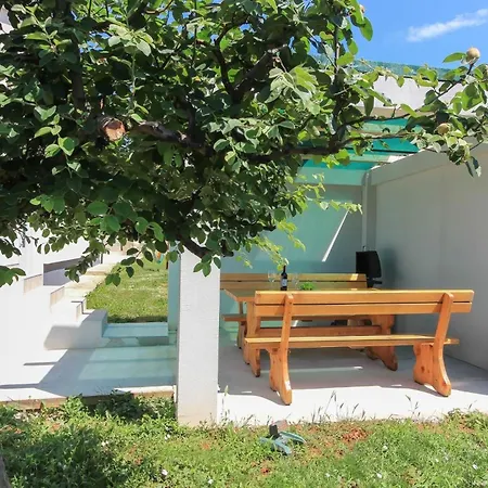 Holiday home Mit Privatpool Fuer 8 Personen Ca 160 Qm In Valtura, Istrien Suedkueste Von Istrien Sisan
